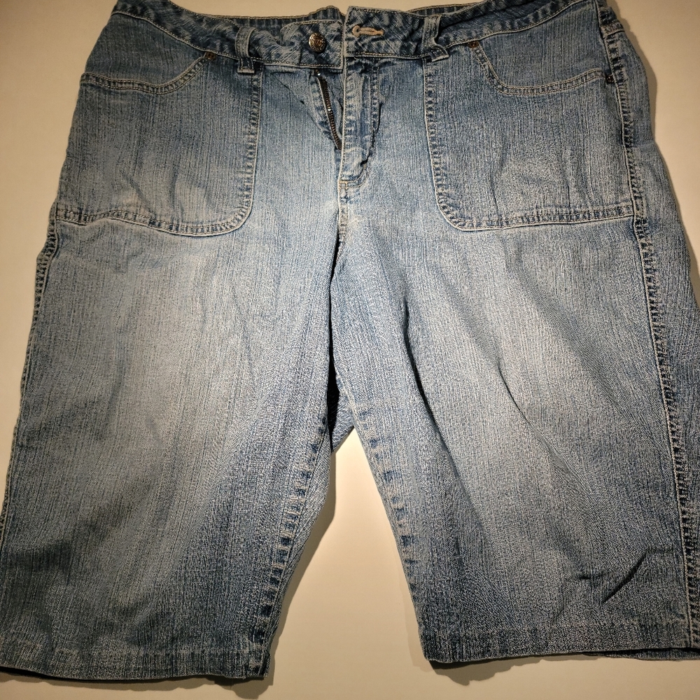 Westport Women's 18W Capri Jeans